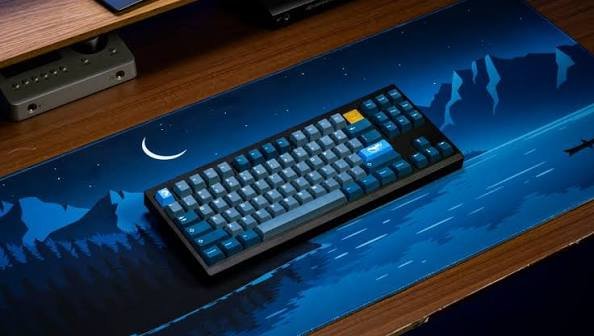 Comet Mechanical Keyboard Review: Typing Feels Like an Upgrade